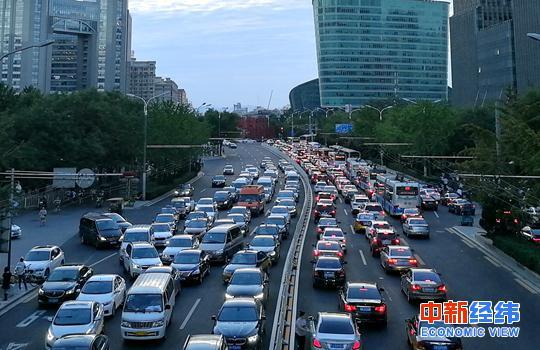 中国汽车流通协会：汽车市场首次负增长引起政府高度重视