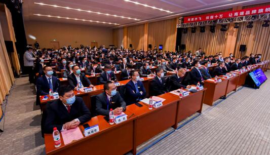 两翼齐飞剑指十万福田欧航欧马可豪迈开启高端新征程