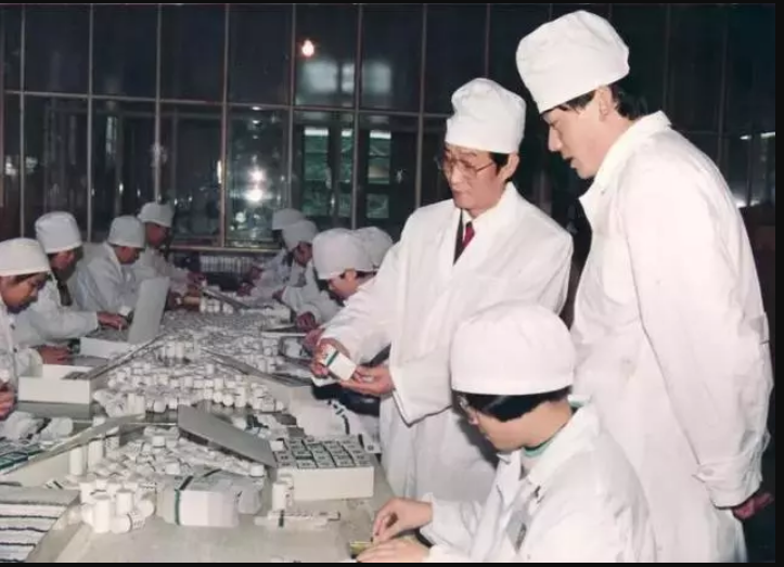 桂林三金董事长邹节明病逝 领4万年薪家族拥40亿财富