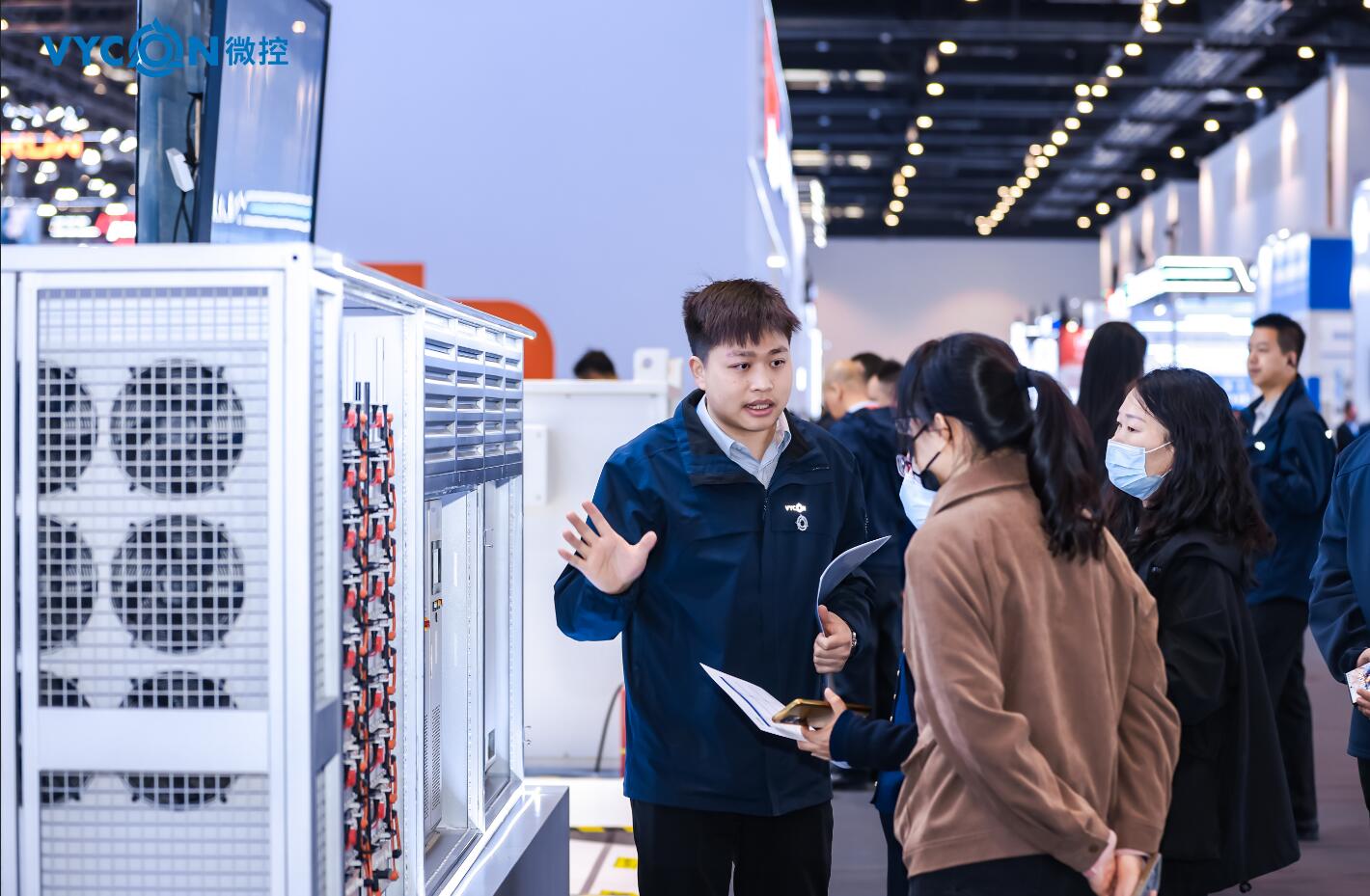 微控飞轮亮相ESIE2026储能展 飞轮储能技术引领行业革新