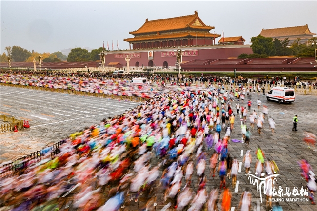 “国马”邂逅“好椰”，佳沃椰青首度助阵北京马拉松