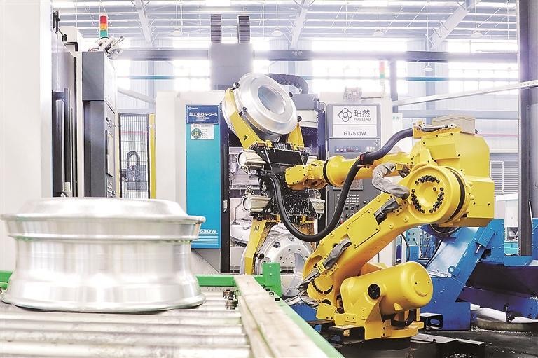 爬坡过坎，关键是提振信心 ——专访江苏珀然股份有限公司董事长冯素莲