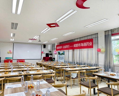健康相伴 公益同行｜成都首场本土公益活动落地致强社区 海通药业以专业守护市民健康
